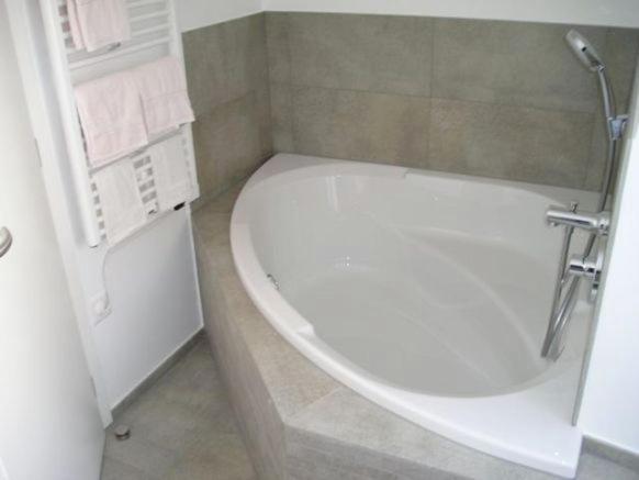 דירות צרמט Haus Rosa חדר תמונה